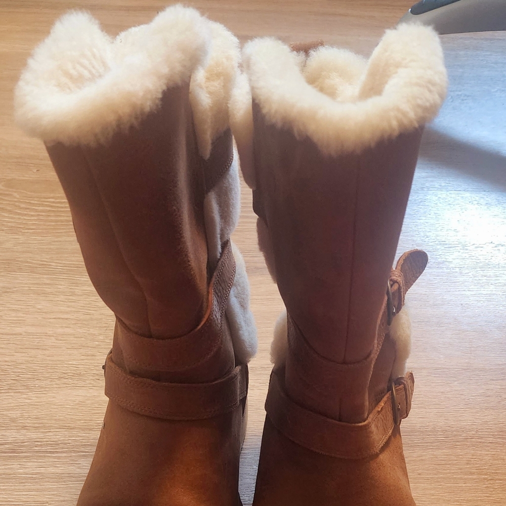 Ugg Becket Boots